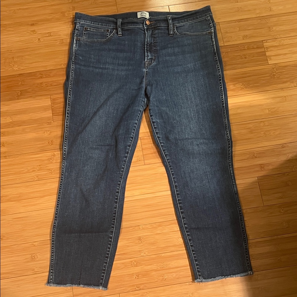 J Crew Women’s Vintage Straight Jeans